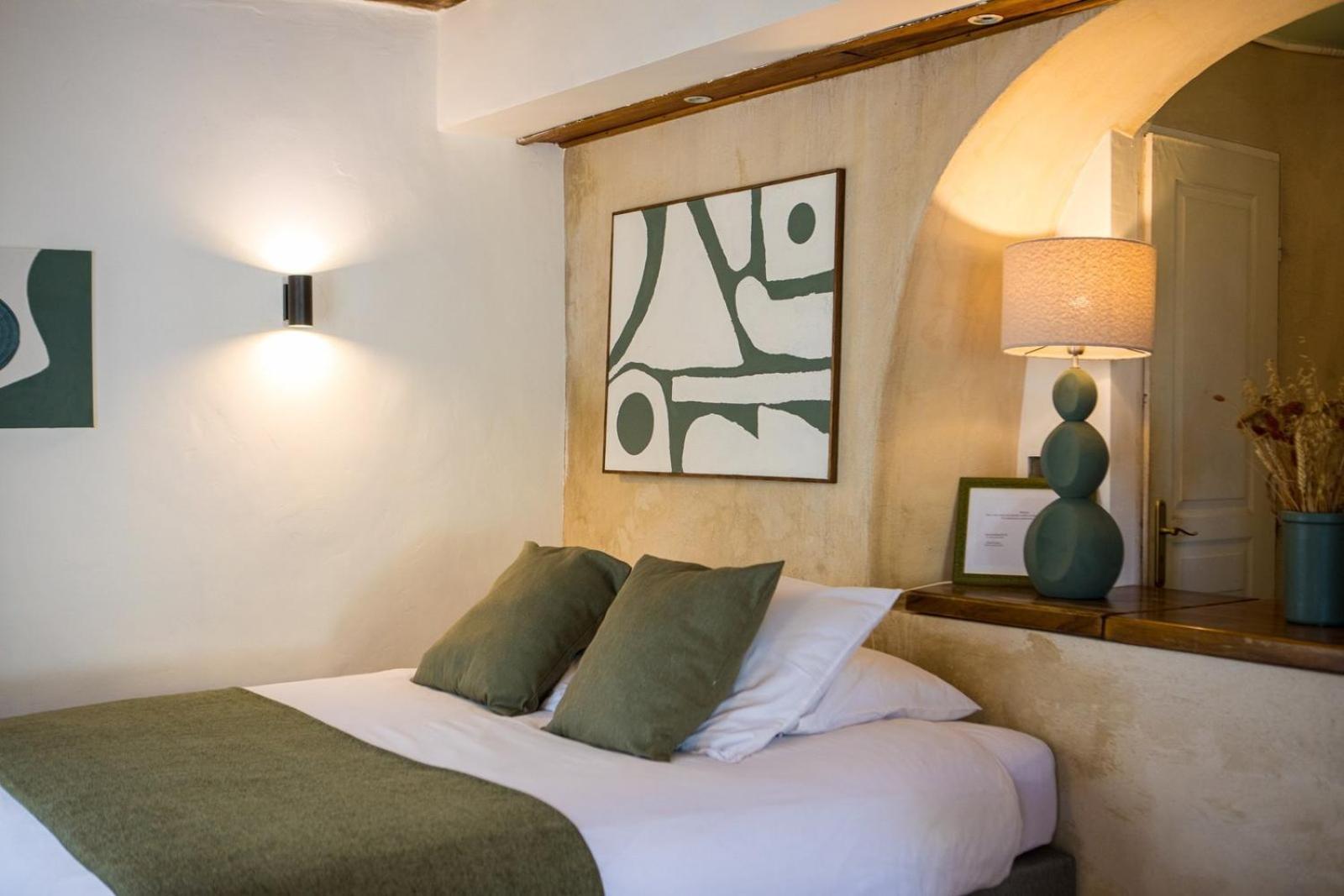 In Provence Hotel - Experience Atypique Venelles Exterior photo