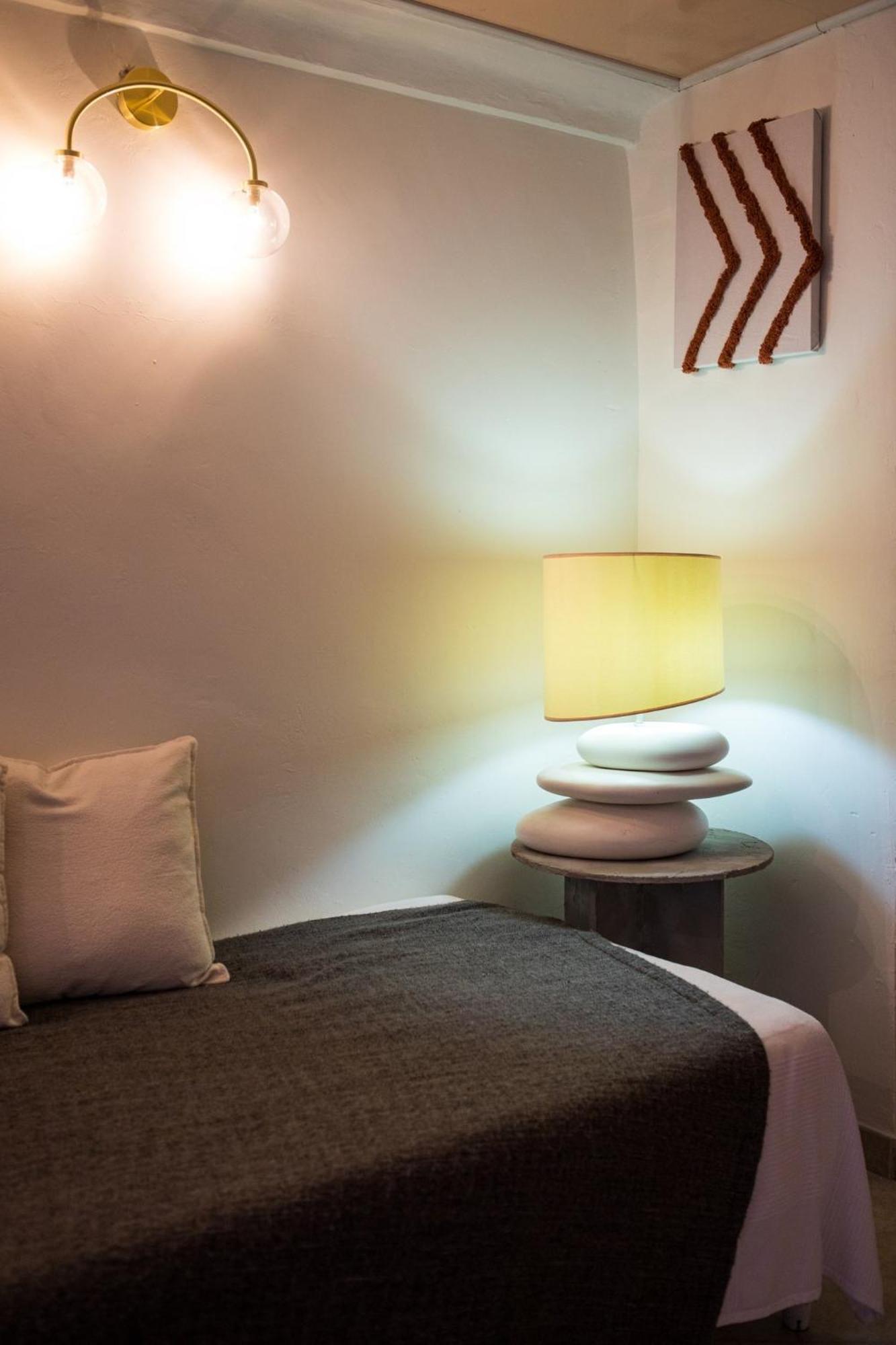 In Provence Hotel - Experience Atypique Venelles Exterior photo