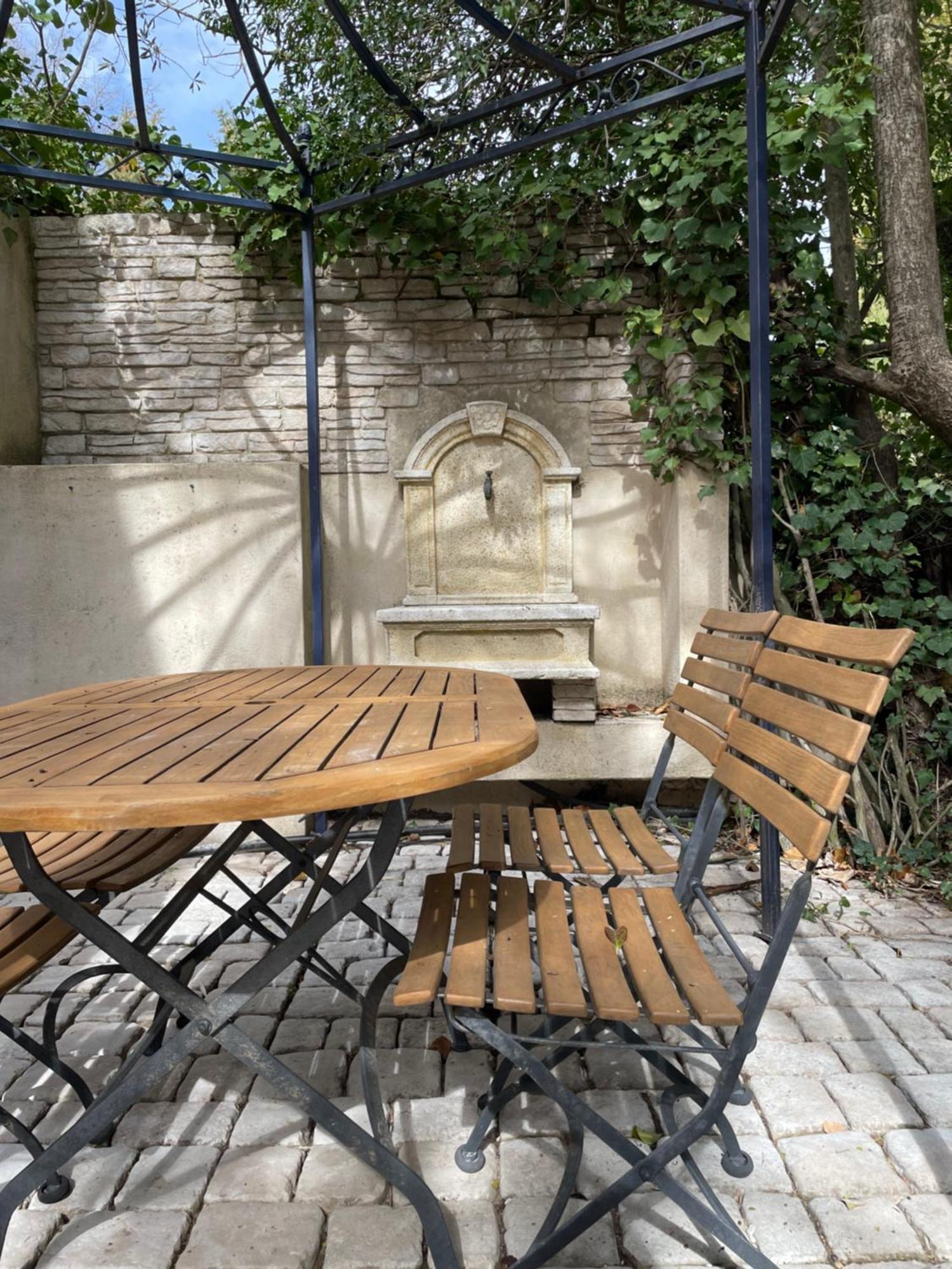 In Provence Hotel - Experience Atypique Venelles Exterior photo